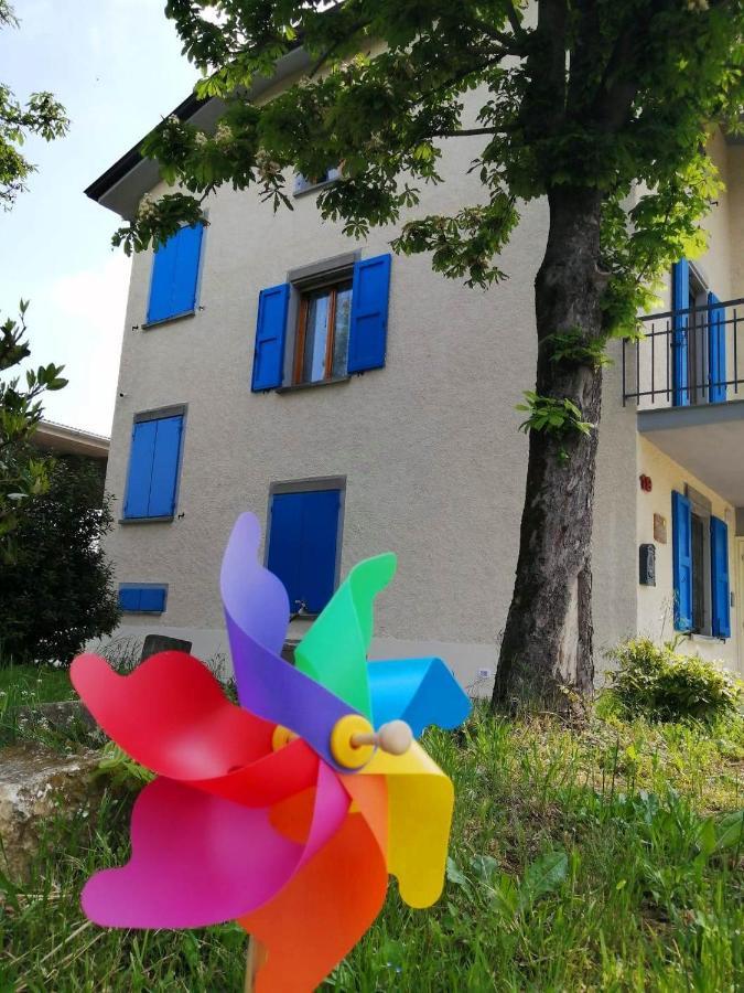 B&B Des Artistes Borzano Exterior photo