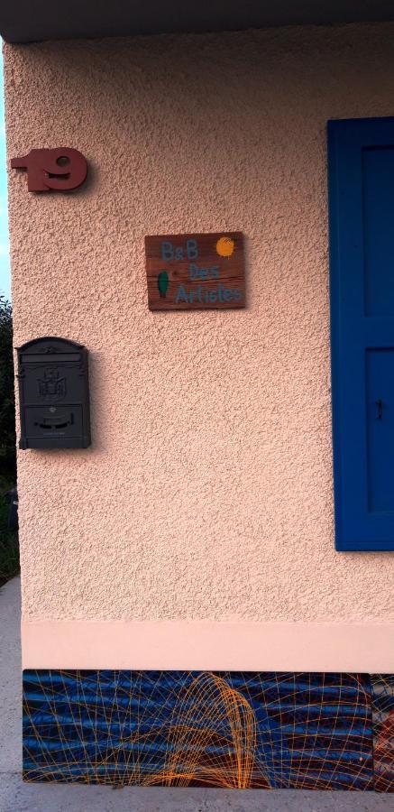 B&B Des Artistes Borzano Exterior photo