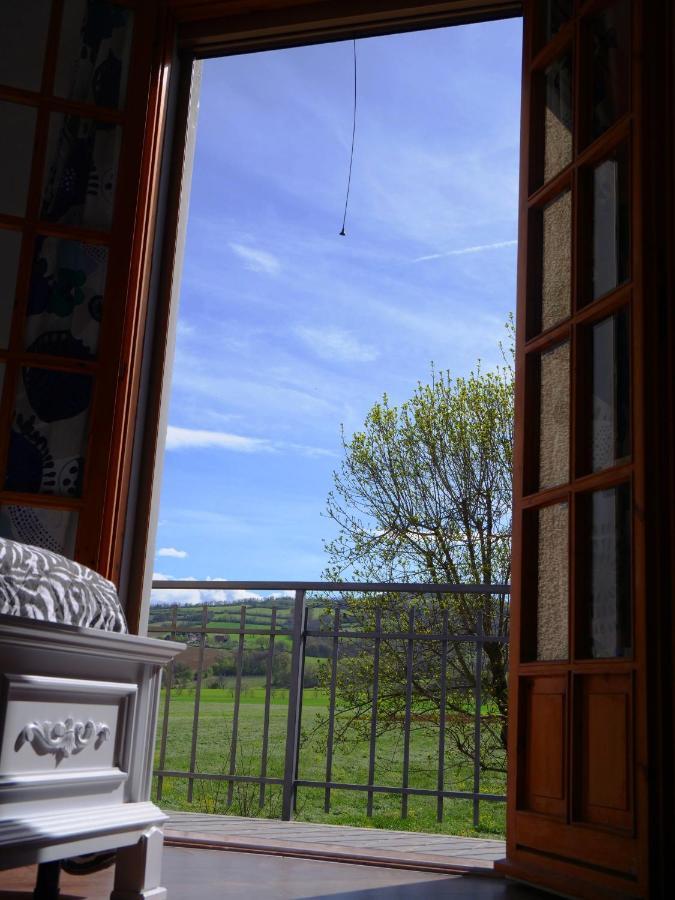 B&B Des Artistes Borzano Exterior photo