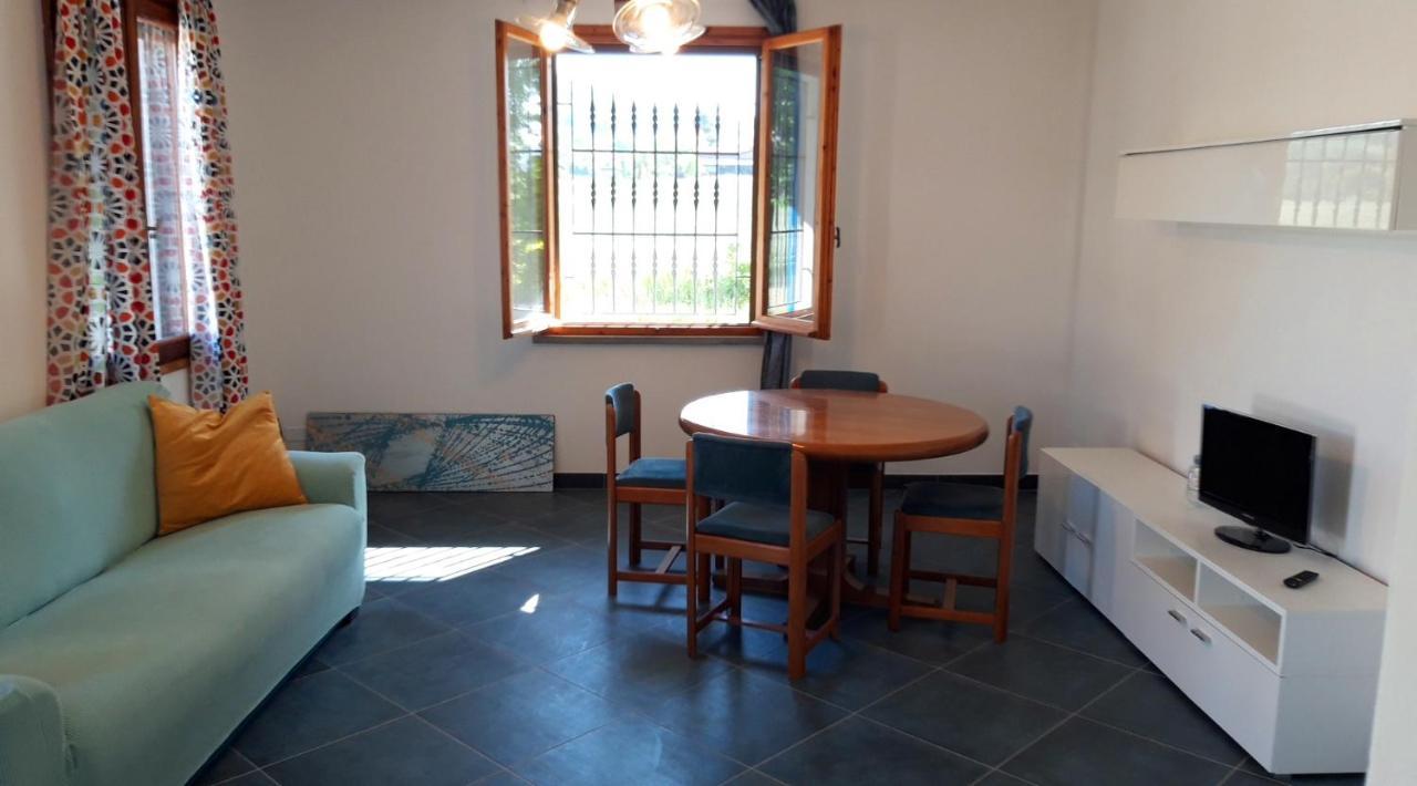 B&B Des Artistes Borzano Exterior photo